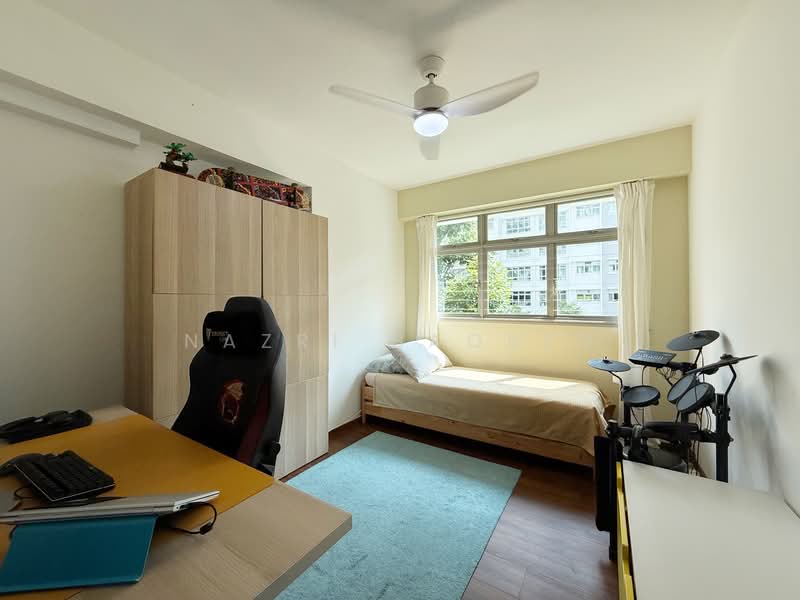 494H Tampines Street 45, 494H Tampines Street 45, 3 Bedrooms, 1,216 sqft, HDB Flat For Sale, by Nazri Baobed, 500157651 - Bedroom - PropertyGuru.com.sg