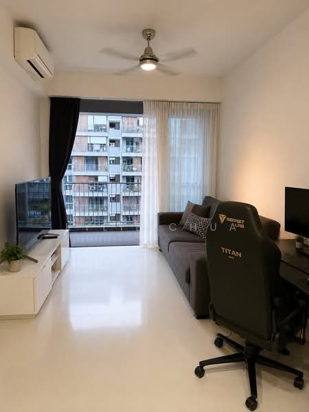 Q Bay Residences, 1 Tampines Street 86, 2 Bedrooms, 517 sqft, Condominium For Sale, by Kylie Chua, 500157652 - Living Room - PropertyGuru.com.sg