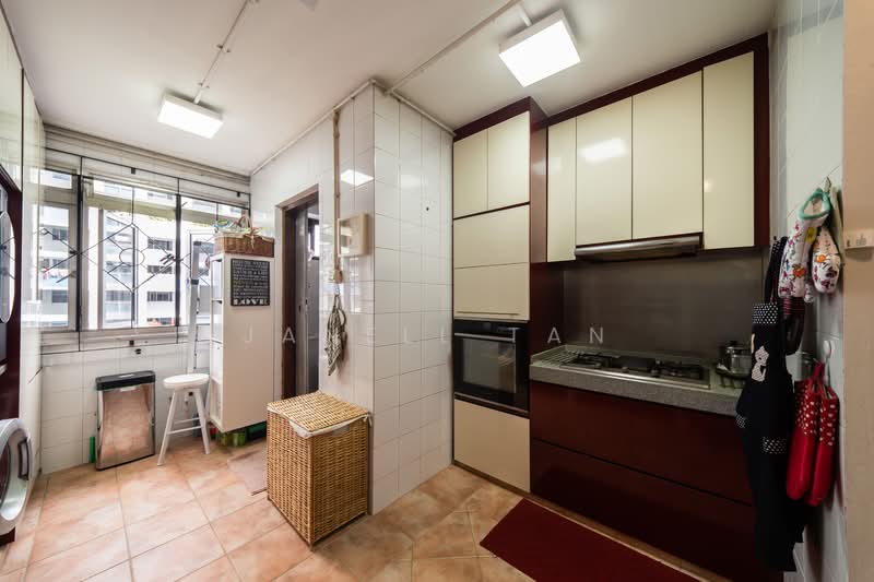 256 Kim Keat Avenue, 256 Kim Keat Avenue, 3 Bedrooms, 1,313 sqft, HDB Flat For Sale, by Janell Tan, 500157653 - Kitchen - PropertyGuru.com.sg
