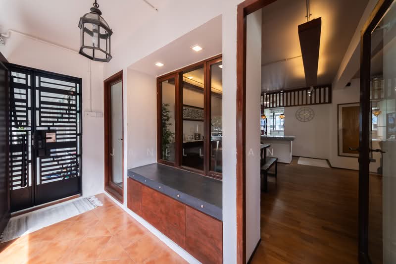 256 Kim Keat Avenue, 256 Kim Keat Avenue, 3 Bedrooms, 1,313 sqft, HDB Flat For Sale, by Janell Tan, 500157653 - Entrance - PropertyGuru.com.sg