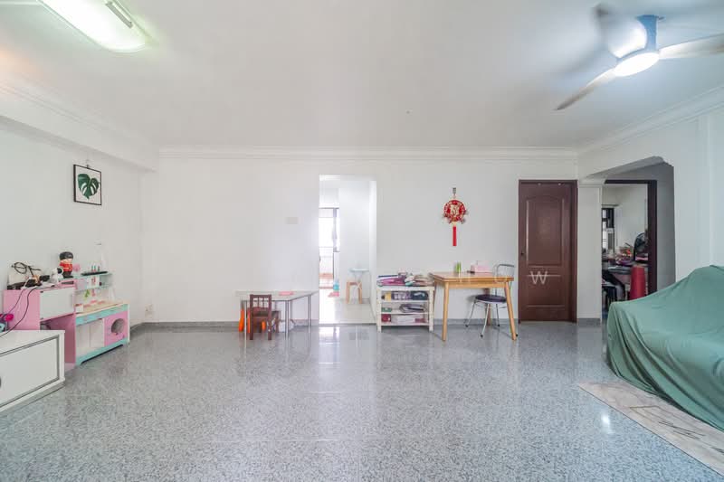 796 Woodlands Drive 72, 796 Woodlands Drive 72, 3 Bedrooms, 1,076 sqft, HDB Flat For Sale, by Johanna Chow, 500157673 - Living Room - PropertyGuru.com.sg
