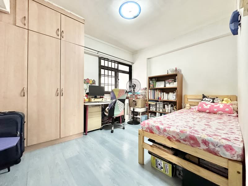 796 Woodlands Drive 72, 796 Woodlands Drive 72, 3 Bedrooms, 1,076 sqft, HDB Flat For Sale, by Johanna Chow, 500157673 - Bedroom - PropertyGuru.com.sg