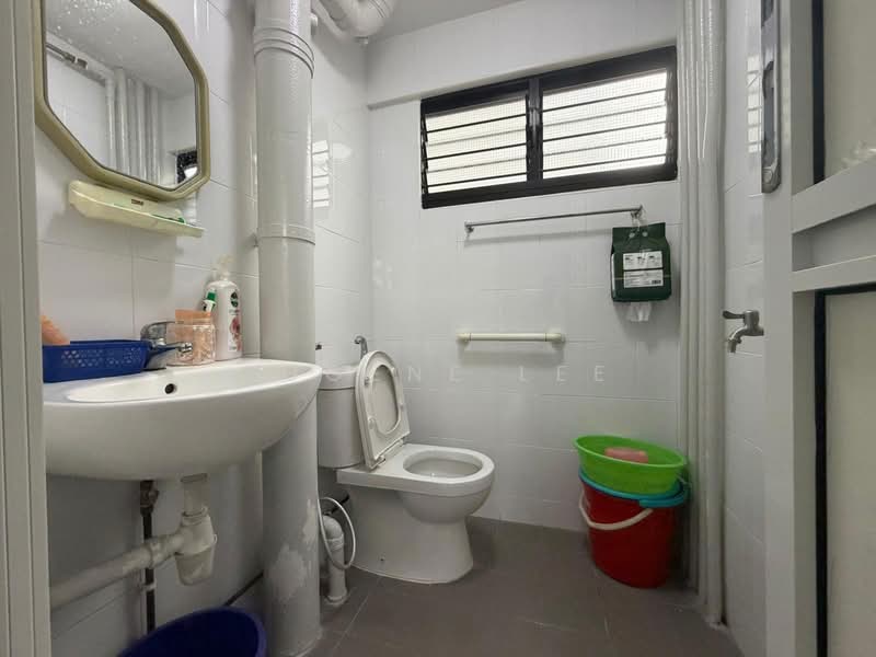 125 Yishun Street 11, 125 Yishun Street 11, 2 Bedrooms, 721 sqft, HDB Flat For Sale, by Eugene Lee, 500157693 - PropertyGuru.com.sg