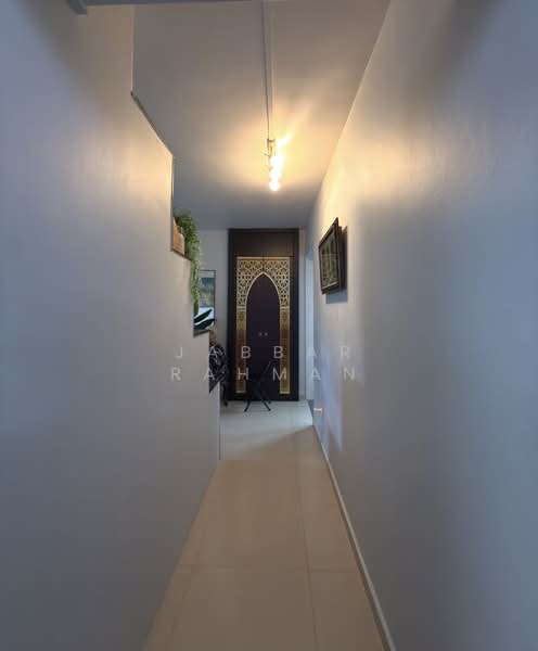 107D Edgefield Plains, 107D Edgefield Plains, 3 Bedrooms, 1,184 sqft, HDB Flat For Sale, by Jabbar Rahman, 500157709 - Corridor Walkway - PropertyGuru.com.sg
