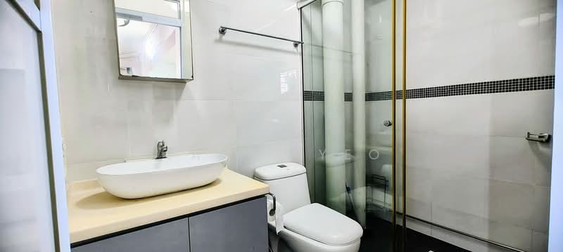 176 Lompang Road, 176 Lompang Road, 3 Bedrooms, 1,087 sqft, HDB Flat For Sale, by James Yeo, 500157723 - Bathroom - PropertyGuru.com.sg