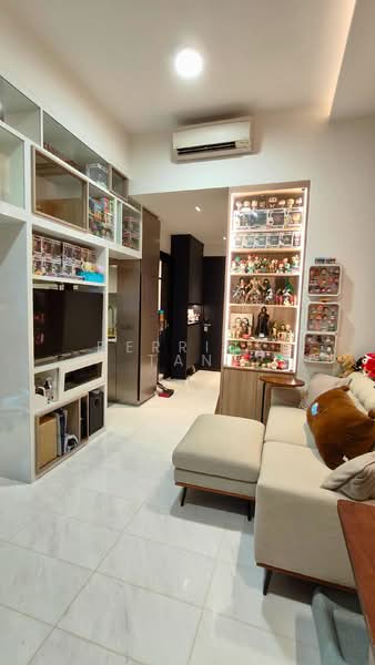 Euhabitat, 332 Jalan Eunos, 1 Bedroom, 517 sqft, Condominium For Sale, by Derrick Tan, 500157724 - Living Room - PropertyGuru.com.sg