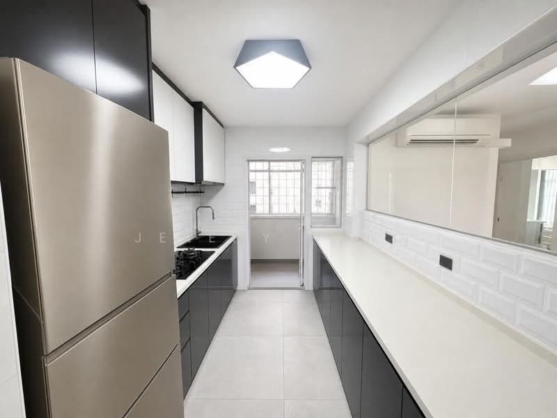 288A Compassvale Crescent, 288A Compassvale Crescent, 3 Bedrooms, 1,001 sqft, HDB Flat For Rent, by Jeremy Wong, 500157728 - Kitchen - PropertyGuru.com.sg