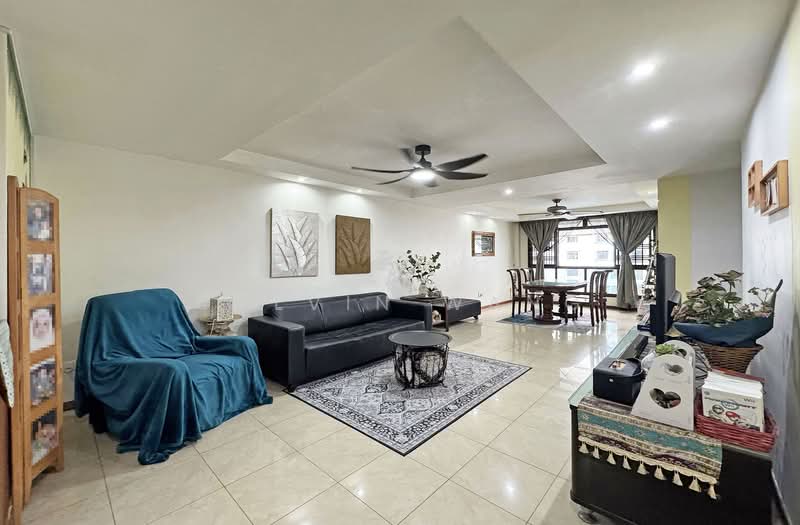 272B Jurong West Street 24, 272B Jurong West Street 24, 3 Bedrooms, 1,206 sqft, HDB Flat For Sale, by Calvin Wang, 500157732 - Living Room - PropertyGuru.com.sg