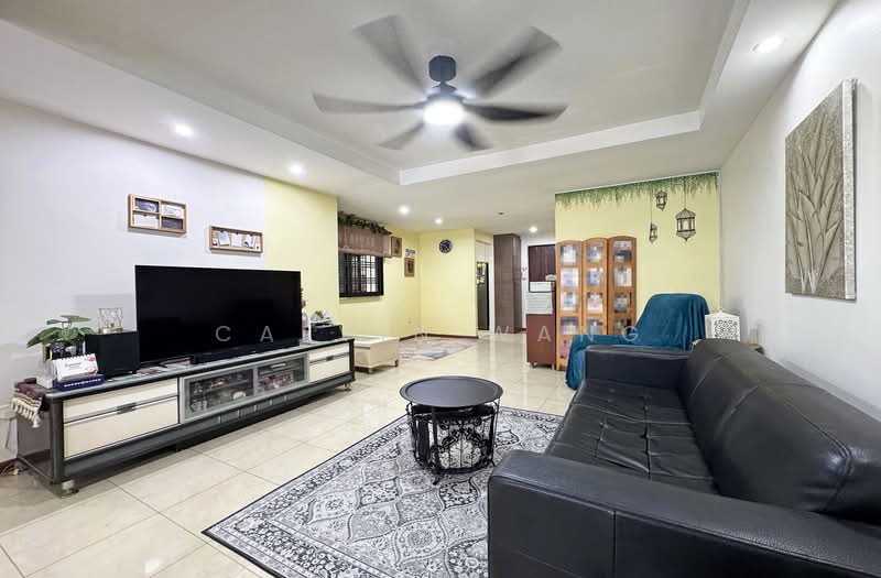 272B Jurong West Street 24, 272B Jurong West Street 24, 3 Bedrooms, 1,206 sqft, HDB Flat For Sale, by Calvin Wang, 500157732 - Living Room - PropertyGuru.com.sg