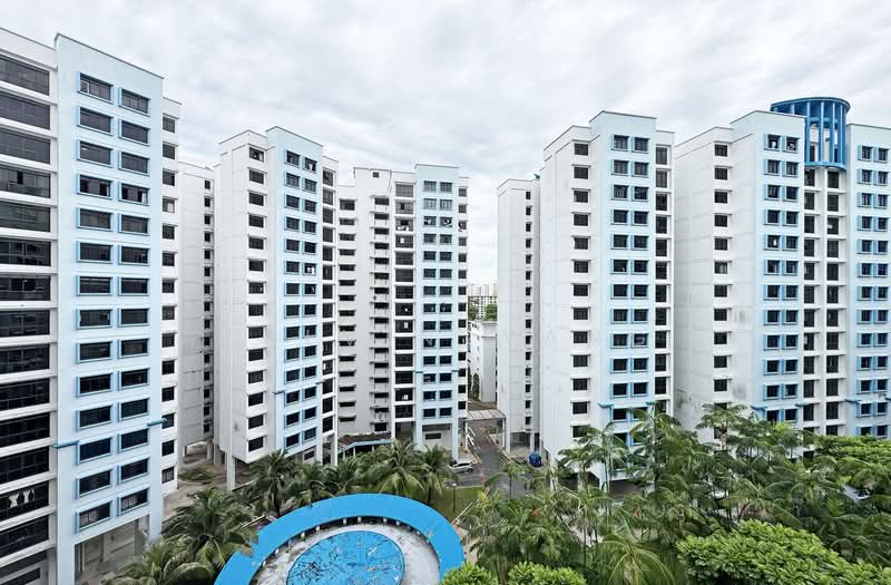 272B Jurong West Street 24, 272B Jurong West Street 24, 3 Bedrooms, 1,206 sqft, HDB Flat For Sale, by Calvin Wang, 500157732 - Exterior - PropertyGuru.com.sg