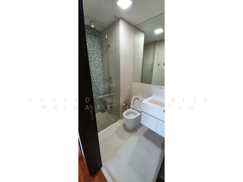 The Rochester Residences, 33 Rochester Drive, 1 Bedroom, 1,281 sqft, Apartment For Rent, by RONALD, 500157764 - Bathroom - PropertyGuru.com.sg