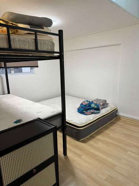715 Clementi West Street 2, 715 Clementi West Street 2, 3 Bedrooms, 721 sqft, HDB Flat For Rent, by Susan Cui, 500157770 - Bedroom - PropertyGuru.com.sg