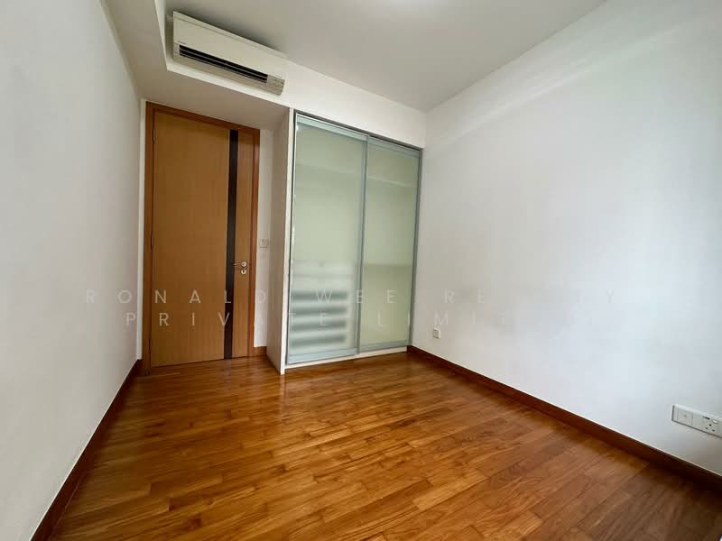 Visioncrest, 33 Oxley Rise, 3 Bedrooms, 1,141 sqft, Condominium For Rent, by SIAH GEOK CHOO, 500157771 - Bedroom - PropertyGuru.com.sg
