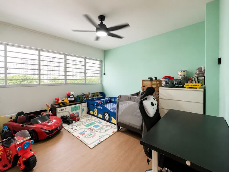 297 Tampines Street 22, 297 Tampines Street 22, 3 Bedrooms, 1,130 sqft, HDB Flat For Sale, by Adam K, 500157789 - Bedroom - PropertyGuru.com.sg