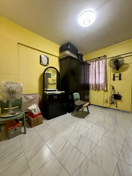 20 Saint George's Road, 20 Saint George's Road, 2 Bedrooms, 882 sqft, HDB Flat For Sale, by Irwin Samad, 500157791 - Bedroom - PropertyGuru.com.sg