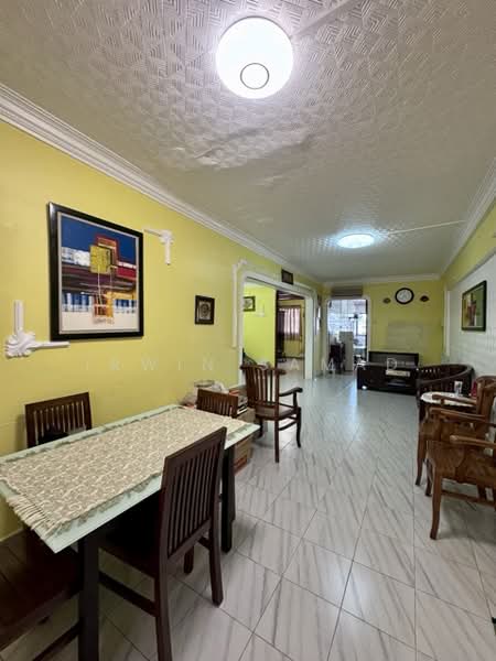 20 Saint George's Road, 20 Saint George's Road, 2 Bedrooms, 882 sqft, HDB Flat For Sale, by Irwin Samad, 500157791 - Dining Room - PropertyGuru.com.sg