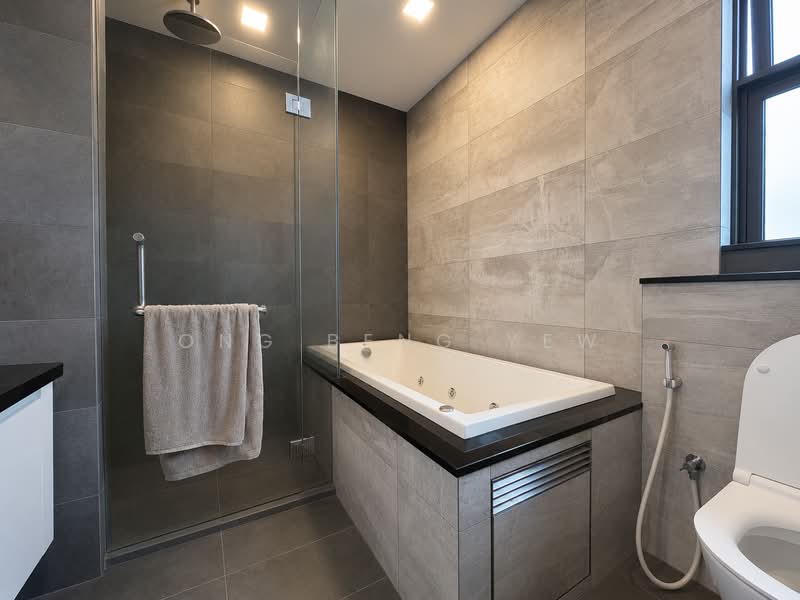 ⭐⭐⭐ Prestigious Detached⭐⭐⭐, Springside / Sembawang Road / Nee Soon Road, 7 Bedrooms, 8,000 sqft, Detached House For Sale, by Ong Beng Yew, 500157800 - Bathroom - PropertyGuru.com.sg