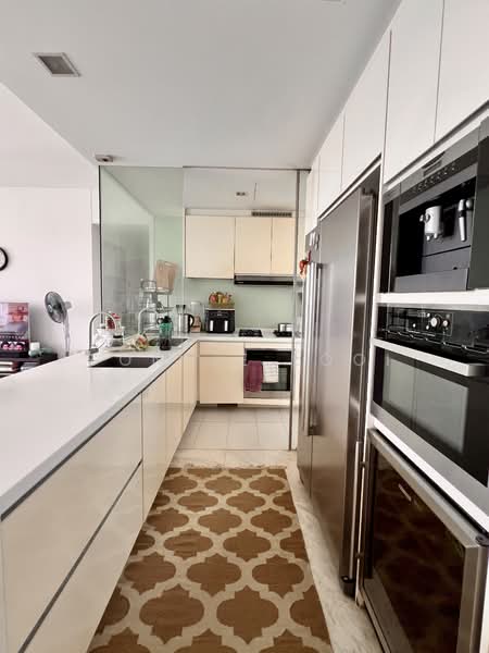Vista Residences, 26 Jalan Datoh, 3 Bedrooms, 1,216 sqft, Condominium For Rent, by CONNIE Looi, 500157817 - Kitchen - PropertyGuru.com.sg