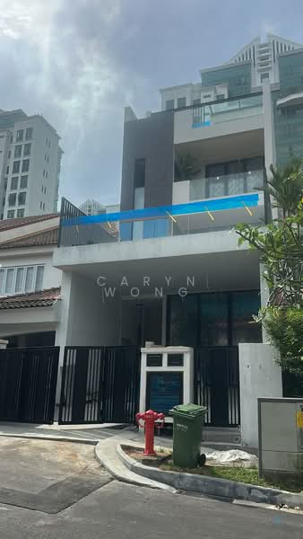 ❤️GIANT⚡️Brand New Inter-Terrace w Double Ceiling Height in the Living Room, Hillview Crescent/ Hillview Drive/ Hillview Gardens, 6 Bedrooms, 7,240 sqft, Terraced House For Sale, by Caryn Wong, 500157818 - Exterior - PropertyGuru.com.sg