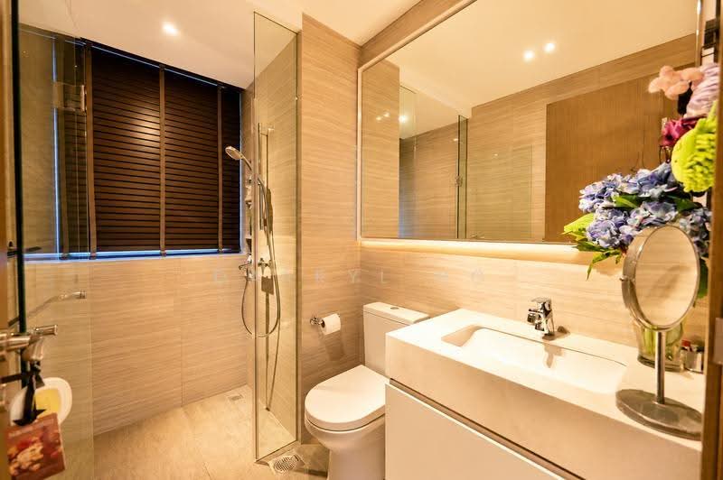 Riverbank at Fernvale, Sengkang West Way/Fernvale, Seletar / Yio Chu Kang, 3 Bedrooms, 947 sqft, Condominium For Sale, by Darryl Ng, 500157819 - Bathroom - PropertyGuru.com.sg