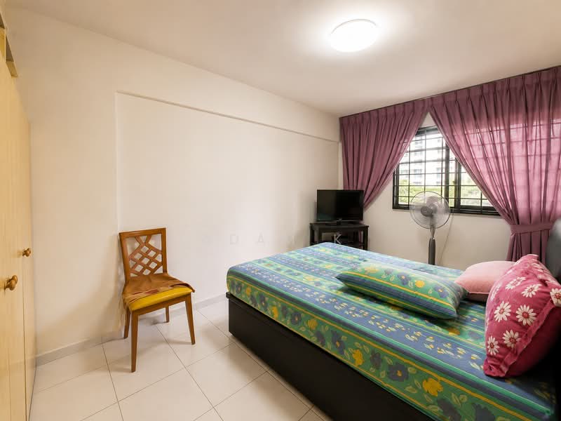 221A Jurong East Street 21, 221A Jurong East Street 21, 3 Bedrooms, 990 sqft, HDB Flat For Sale, by Adam K, 500157823 - Bedroom - PropertyGuru.com.sg
