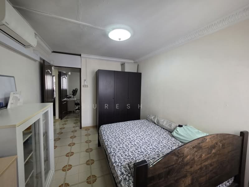 134 Yishun Street 11, 134 Yishun Street 11, 2 Bedrooms, 721 sqft, HDB Flat For Sale, by Suresh ., 500157824 - Bedroom - PropertyGuru.com.sg