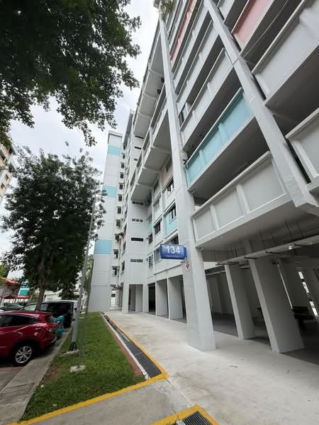 134 Yishun Street 11, 134 Yishun Street 11, 2 Bedrooms, 721 sqft, HDB Flat For Sale, by Suresh ., 500157824 - Exterior - PropertyGuru.com.sg