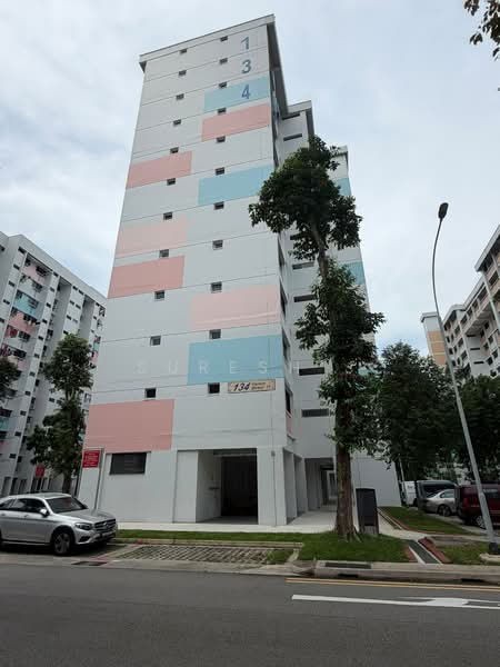 134 Yishun Street 11, 134 Yishun Street 11, 2 Bedrooms, 721 sqft, HDB Flat For Sale, by Suresh ., 500157824 - Exterior - PropertyGuru.com.sg