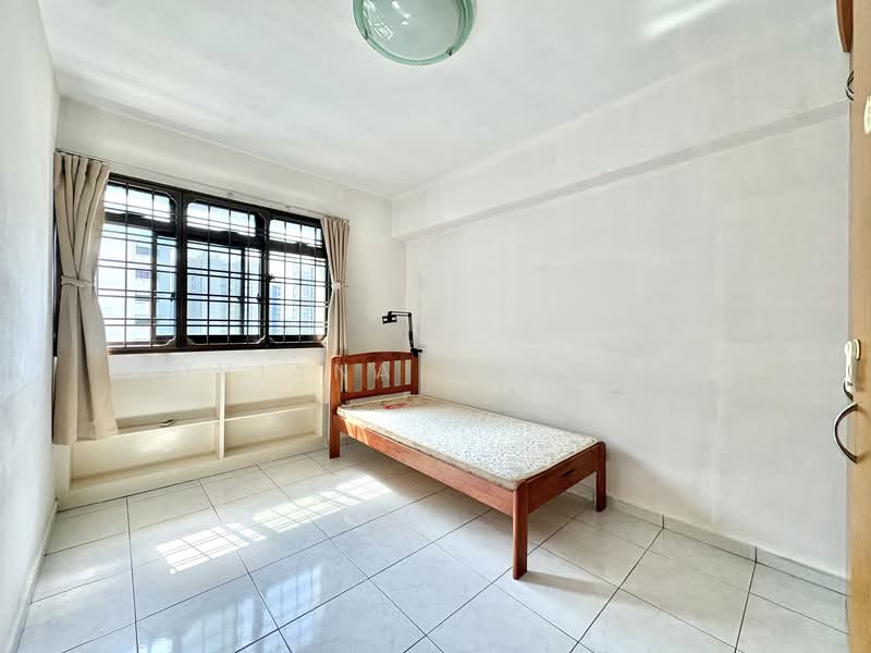689 Jurong West Central 1, 689 Jurong West Central 1, 3 Bedrooms, 1,270 sqft, HDB Flat For Rent, by Noviana Santoso, 500157835 - Bedroom - PropertyGuru.com.sg