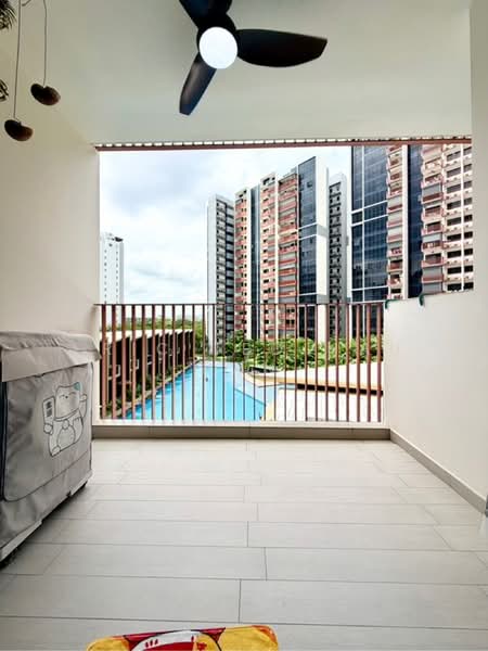 Riverfront Residences, 53 Hougang Avenue 7, 3 Bedrooms, 872 sqft, Condominium For Sale, by Eric Teo Hau Han, 500157837 - PropertyGuru.com.sg