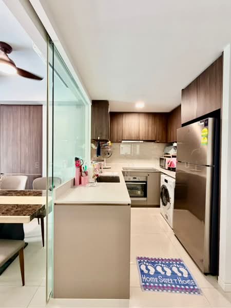 Riverfront Residences, 53 Hougang Avenue 7, 3 Bedrooms, 872 sqft, Condominium For Sale, by Eric Teo Hau Han, 500157837 - PropertyGuru.com.sg
