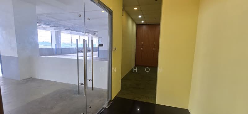 Tradehub 21, 18 Boon Lay Way, 1,600 sqft, Light Industrial (B1) For Rent, by Leon Hon, 500157845 - Interior - CommercialGuru.com.sg