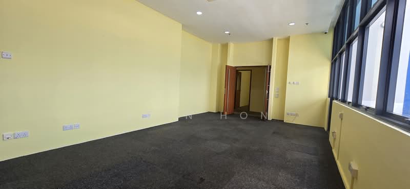 Tradehub 21, 18 Boon Lay Way, 1,600 sqft, Light Industrial (B1) For Rent, by Leon Hon, 500157845 - Interior - CommercialGuru.com.sg
