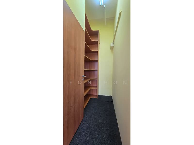 Tradehub 21, 18 Boon Lay Way, 1,600 sqft, Light Industrial (B1) For Rent, by Leon Hon, 500157845 - Interior - CommercialGuru.com.sg
