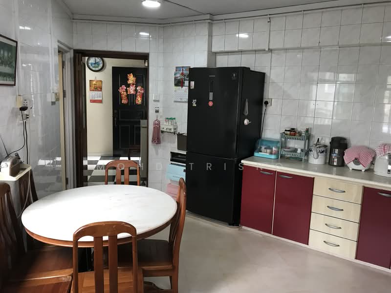 663B Jurong West Street 65, 663B Jurong West Street 65, 3 Bedrooms, 1,184 sqft, HDB Flat For Sale, by Mohd Trisno, 500157851 - Kitchen - PropertyGuru.com.sg