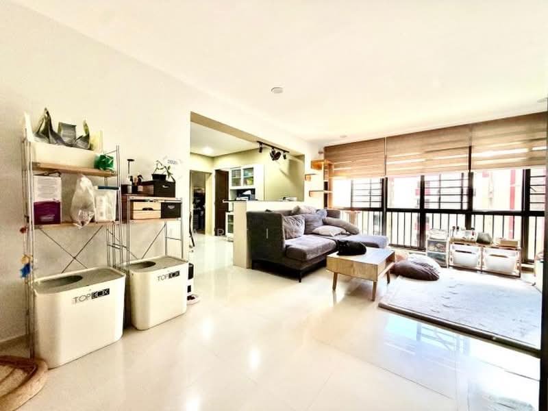 155 Rivervale Crescent, 155 Rivervale Crescent, 3 Bedrooms, 1,184 sqft, HDB Flat For Sale, by Martin Ng, 500157876 - PropertyGuru.com.sg