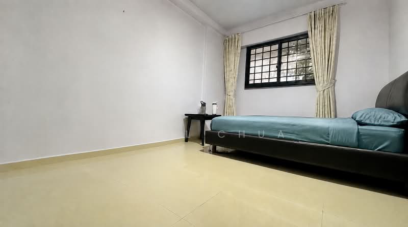 221 Tampines Street 24, 221 Tampines Street 24, 2 Bedrooms, 786 sqft, HDB Flat For Sale, by Hazel Chua, 500157886 - Bedroom - PropertyGuru.com.sg