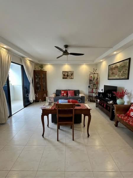 122 Bukit Batok Central, 122 Bukit Batok Central, 4 Bedrooms, 1,560 sqft, HDB Flat For Sale, by Jonathan Tan Say Keong, 500157887 - PropertyGuru.com.sg