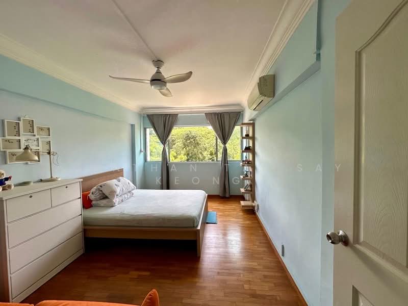 122 Bukit Batok Central, 122 Bukit Batok Central, 4 Bedrooms, 1,560 sqft, HDB Flat For Sale, by Jonathan Tan Say Keong, 500157887 - PropertyGuru.com.sg