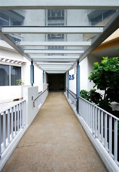 Nuovo, 23 Ang Mo Kio Avenue 9, 4 Bedrooms, 1,389 sqft, Condominium For Sale, by Stella Tan, 500157895 - Corridor - PropertyGuru.com.sg