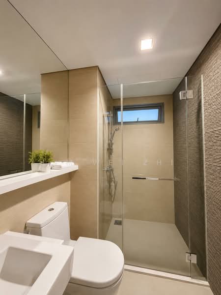 Woodhaven, 71 Woodgrove Avenue, 2 Bedrooms, 850 sqft, Condominium For Sale, by Lim Wei Zhi, 500157896 - Bathroom - PropertyGuru.com.sg