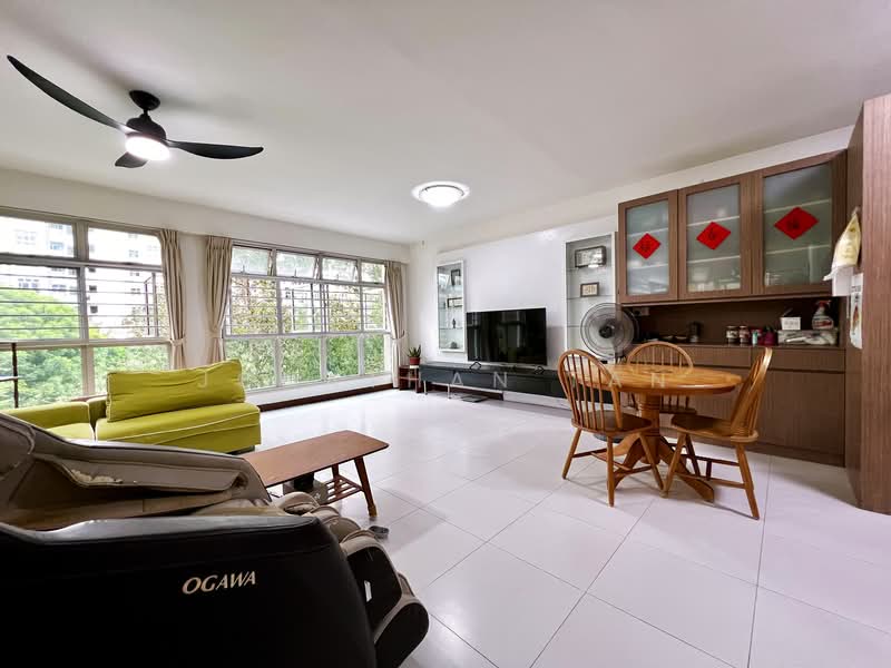 175A Corporation Tiara, 175A Yung Kuang Road, 4 Bedrooms, 1,216 sqft, HDB Flat For Sale, by Jonathan Tan, 500157897 - Living Room - PropertyGuru.com.sg