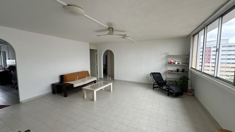 507 Hougang Avenue 8, 507 Hougang Avenue 8, 3 Bedrooms, 1,119 sqft, HDB Flat For Sale, by Jean Loh, 500157899 - Living Room - PropertyGuru.com.sg