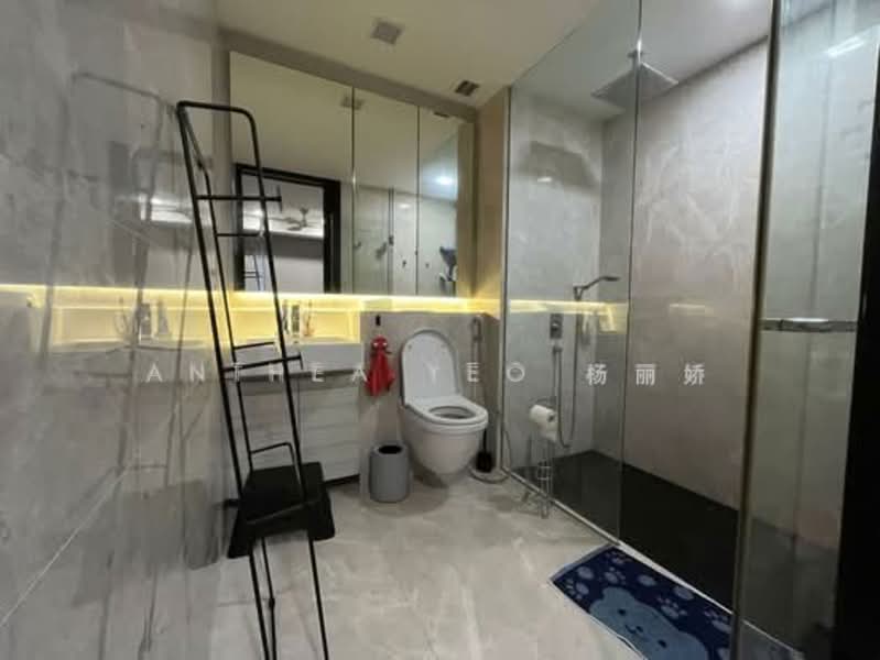 6 Derbyshire, 6 Derbyshire Road, 2 Bedrooms, 732 sqft, Condominium For Rent, by Anthea Yeo 杨丽娇, 500157905 - Bathroom - PropertyGuru.com.sg