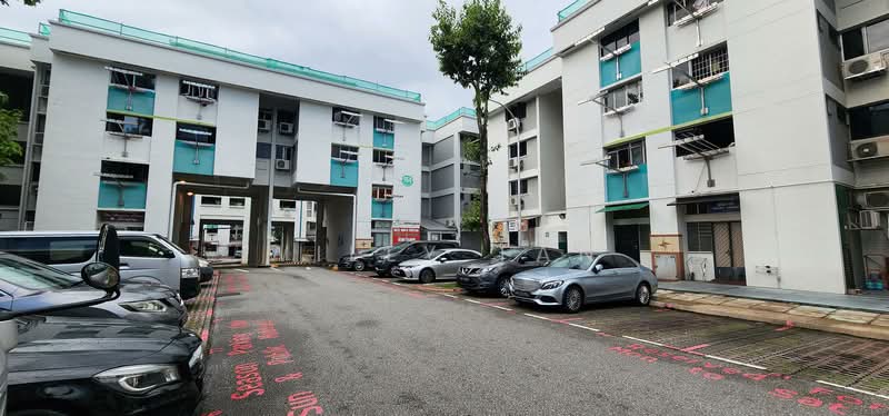 352 Clementi Avenue 2, 352 Clementi Avenue 2, Room Rental, 160 sqft, HDB Flat For Rent, by Willy Tan, 500157917 - Exterior - PropertyGuru.com.sg