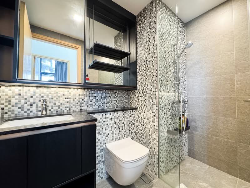 The Antares, 19 Mattar Road, 2 Bedrooms, 883 sqft, Condominium For Sale, by Jay Loy 黎仕緯, 500157920 - Bathroom - PropertyGuru.com.sg