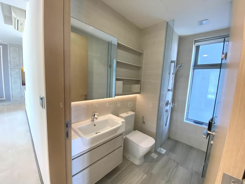 Alex Residences, 28 Alexandra View, 3 Bedrooms, 1,023 sqft, Apartment For Sale, by Leonard Soh, 500157924 - Bathroom - PropertyGuru.com.sg