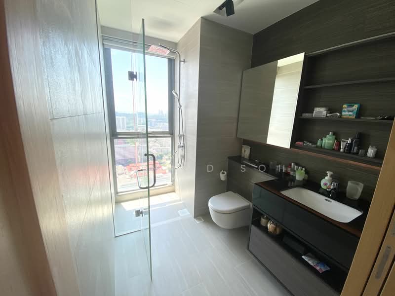 Alex Residences, 28 Alexandra View, 3 Bedrooms, 1,023 sqft, Apartment For Sale, by Leonard Soh, 500157924 - Bathroom - PropertyGuru.com.sg