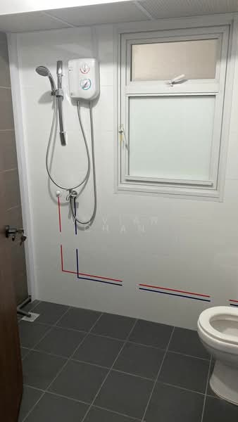 619A Tampines Street 61, 619A Tampines Street 61, 3 Bedrooms, 1,216 sqft, HDB Flat For Rent, by VIVIAN Chan, 500157930 - Bathroom - PropertyGuru.com.sg