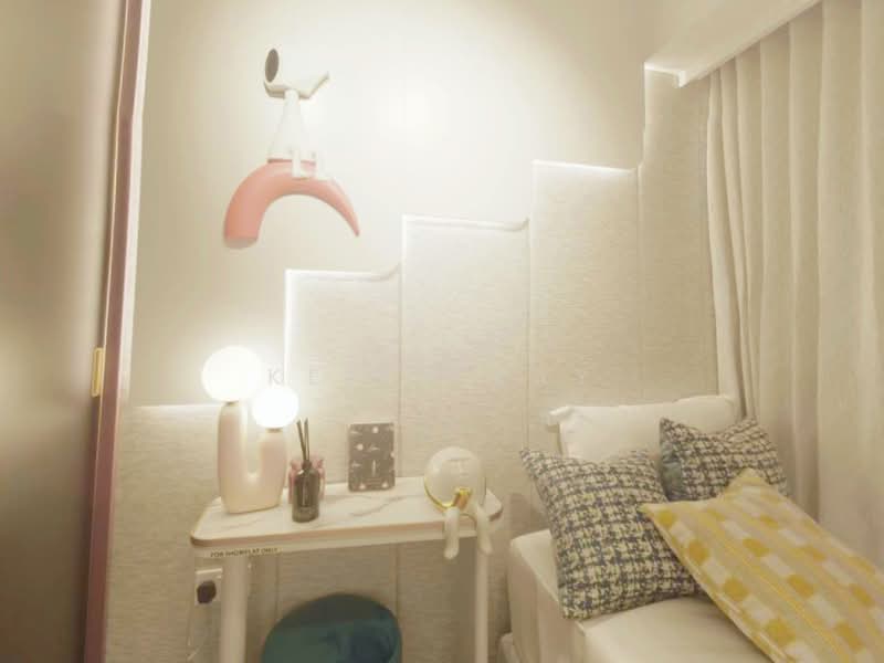 Chuan Park, 240 Lorong Chuan, 2 Bedrooms, 743 sqft, Condominium For Sale, by Kelly Kay, 500157933 - Bedroom - PropertyGuru.com.sg